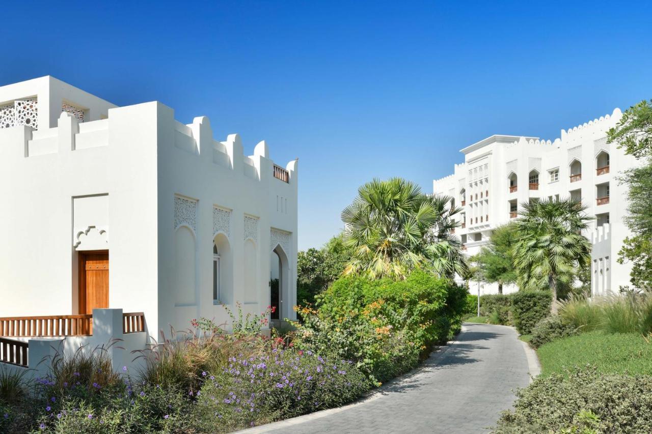 Al Messila, A Luxury Collection Resort & Spa, Doha Kültér fotó Residential villas in Al Kharaitiyat