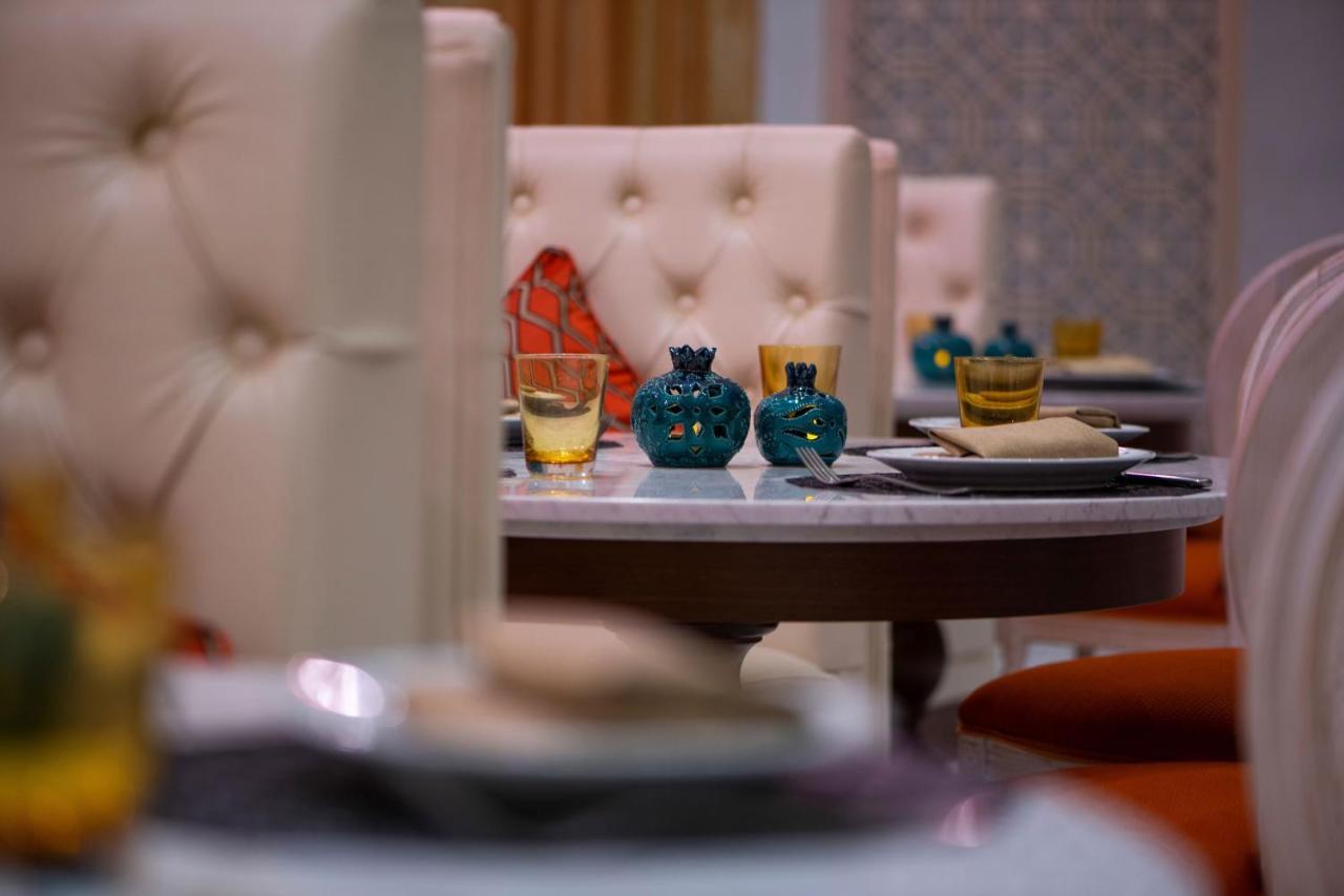 Al Messila, A Luxury Collection Resort & Spa, Doha Kültér fotó Restaurant