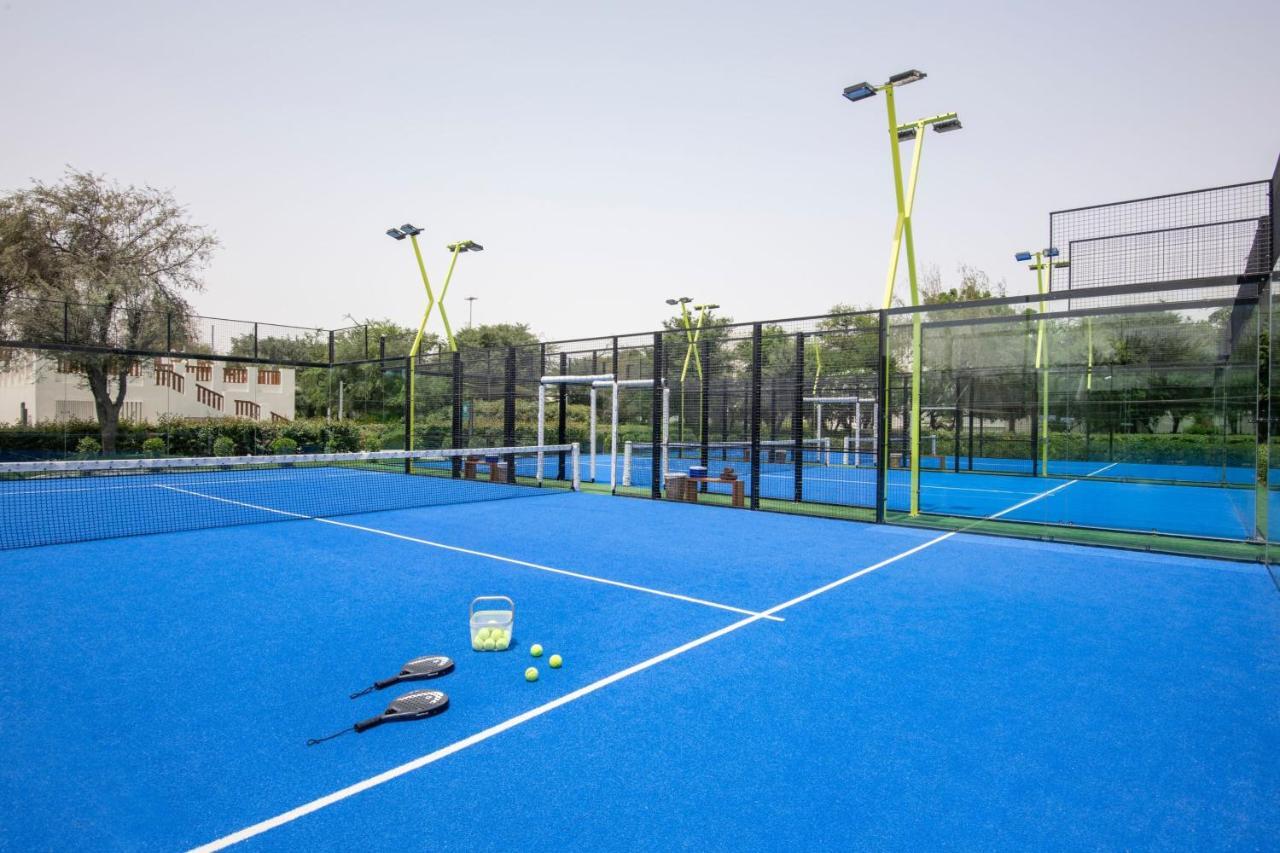 Al Messila, A Luxury Collection Resort & Spa, Doha Kültér fotó A paddle tennis court