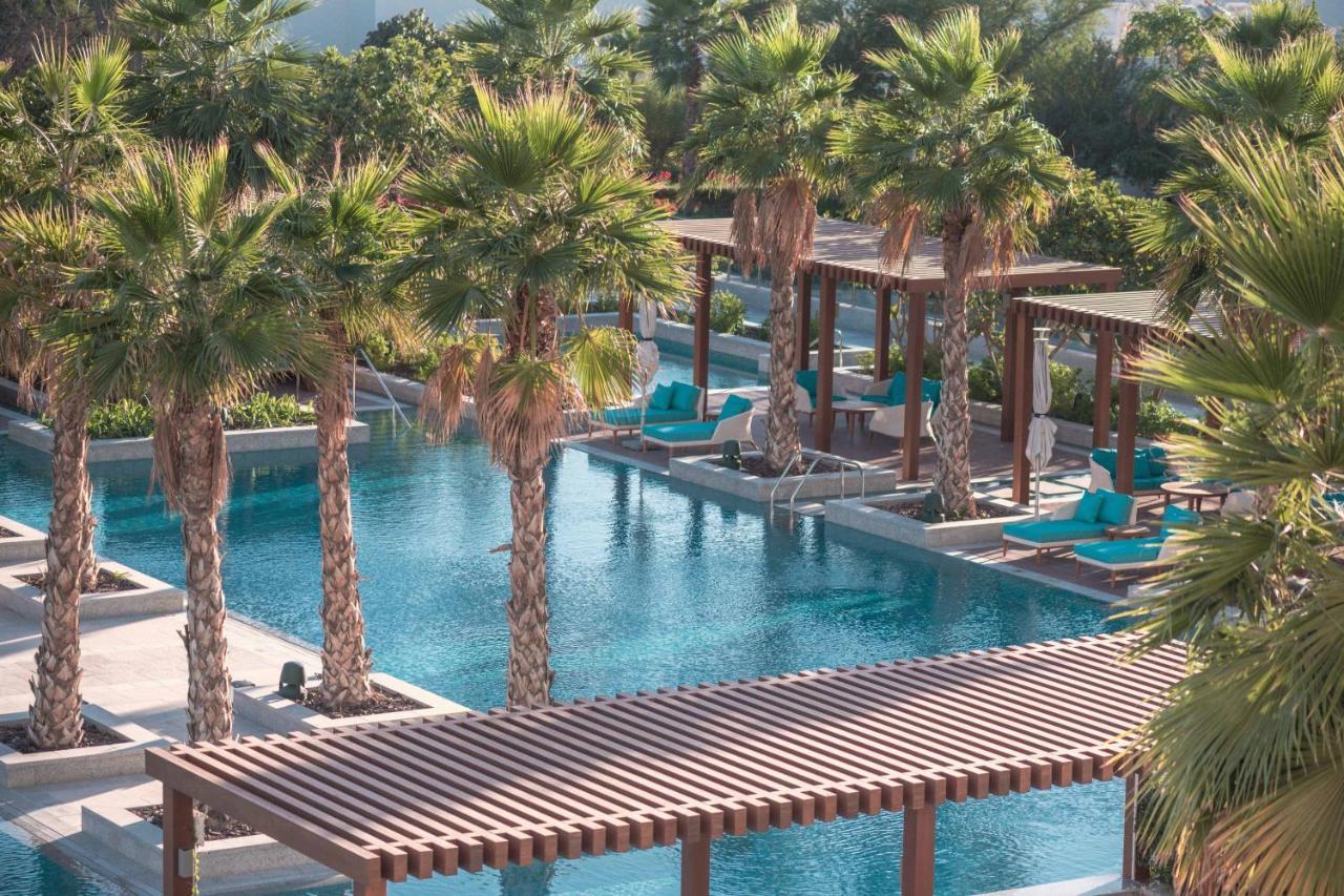 Al Messila, A Luxury Collection Resort & Spa, Doha Kültér fotó The swimming pool at the resort